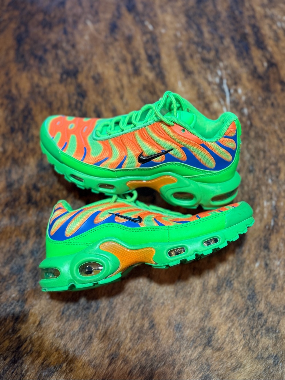 Supreme x Nike Air Max Plus TN Mean Green Mens Sz 7 DA1472-300 NDS